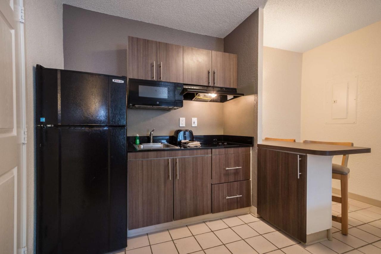 Motel 6 Duluth, Ga - Atlanta - Gwinnett Place エクステリア 写真