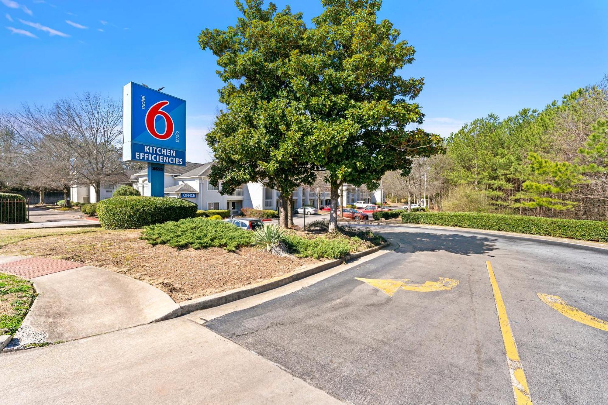 Motel 6 Duluth, Ga - Atlanta - Gwinnett Place エクステリア 写真